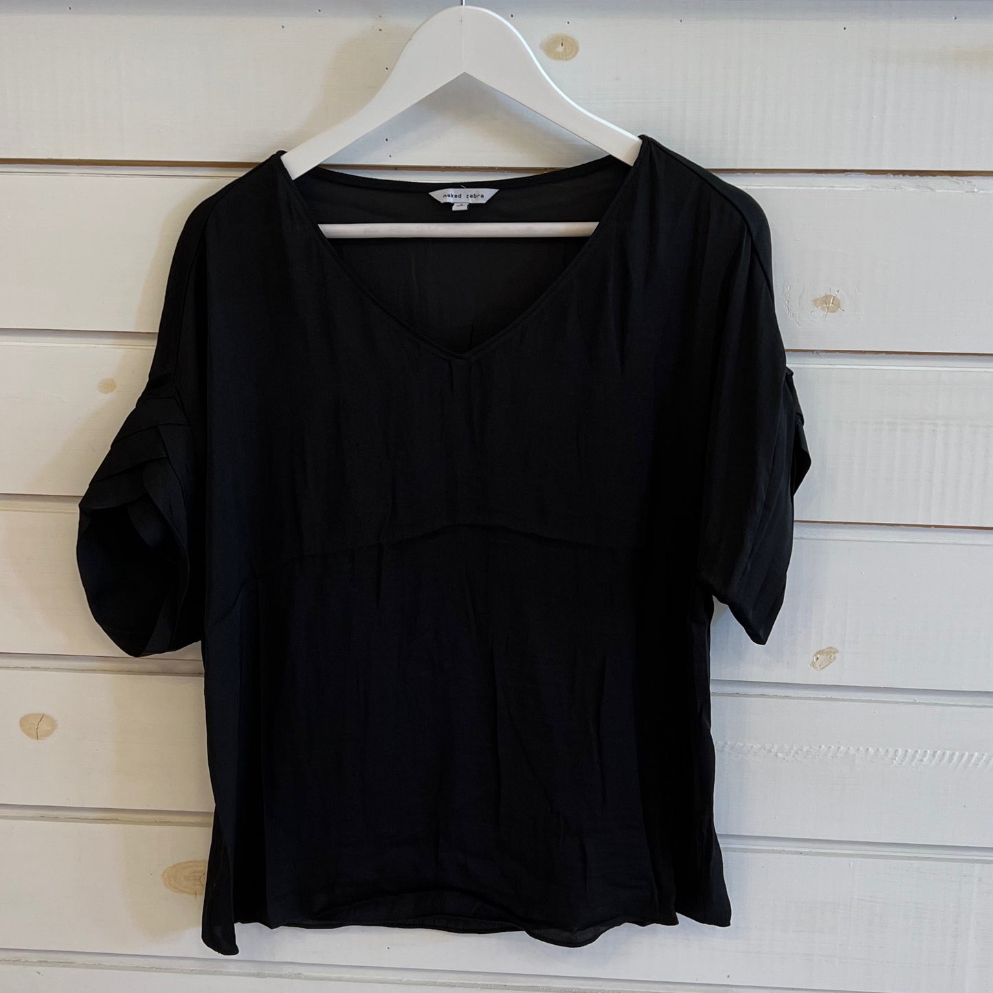 Nz black chevron sleeve