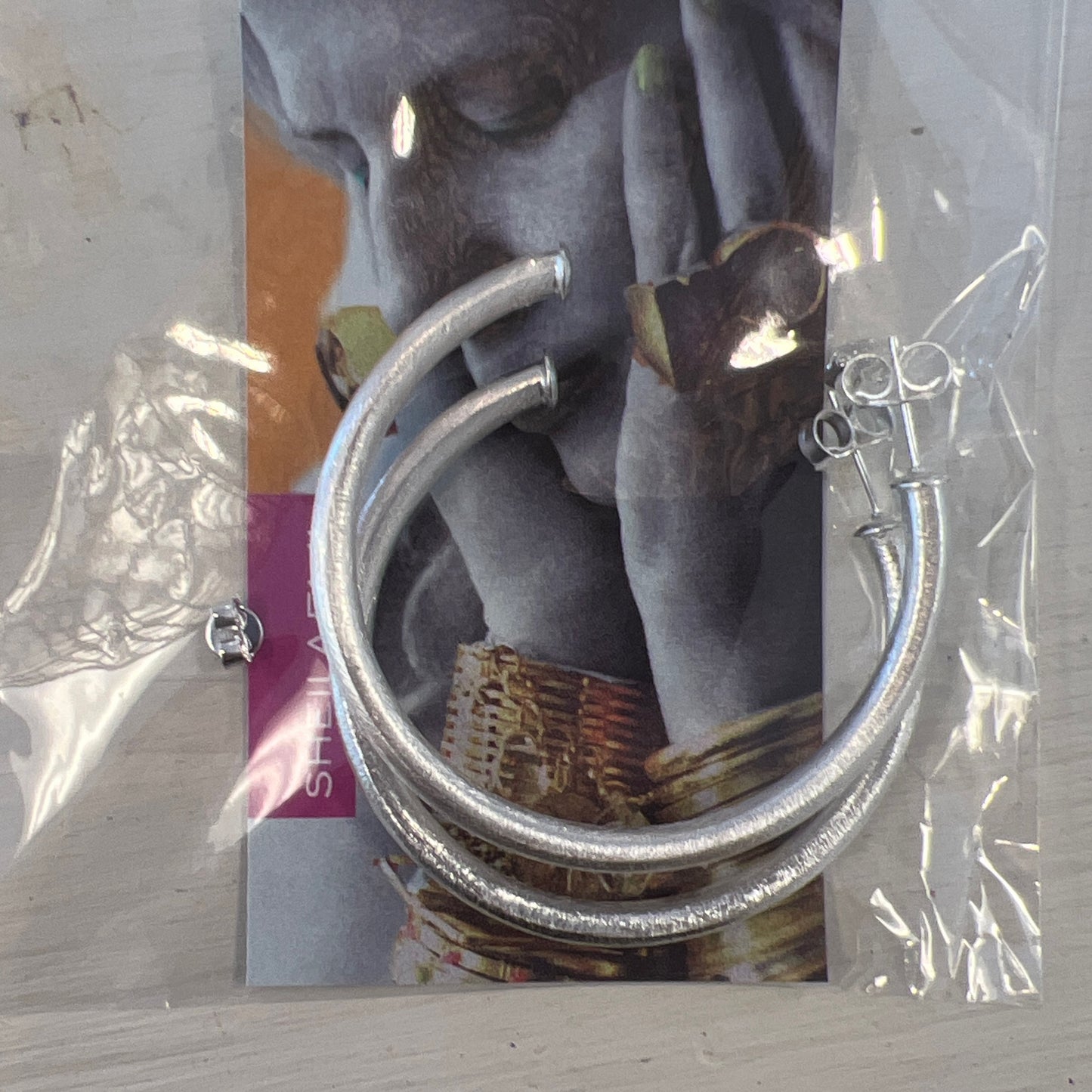 SF Everbody’s favorite hoops silver small