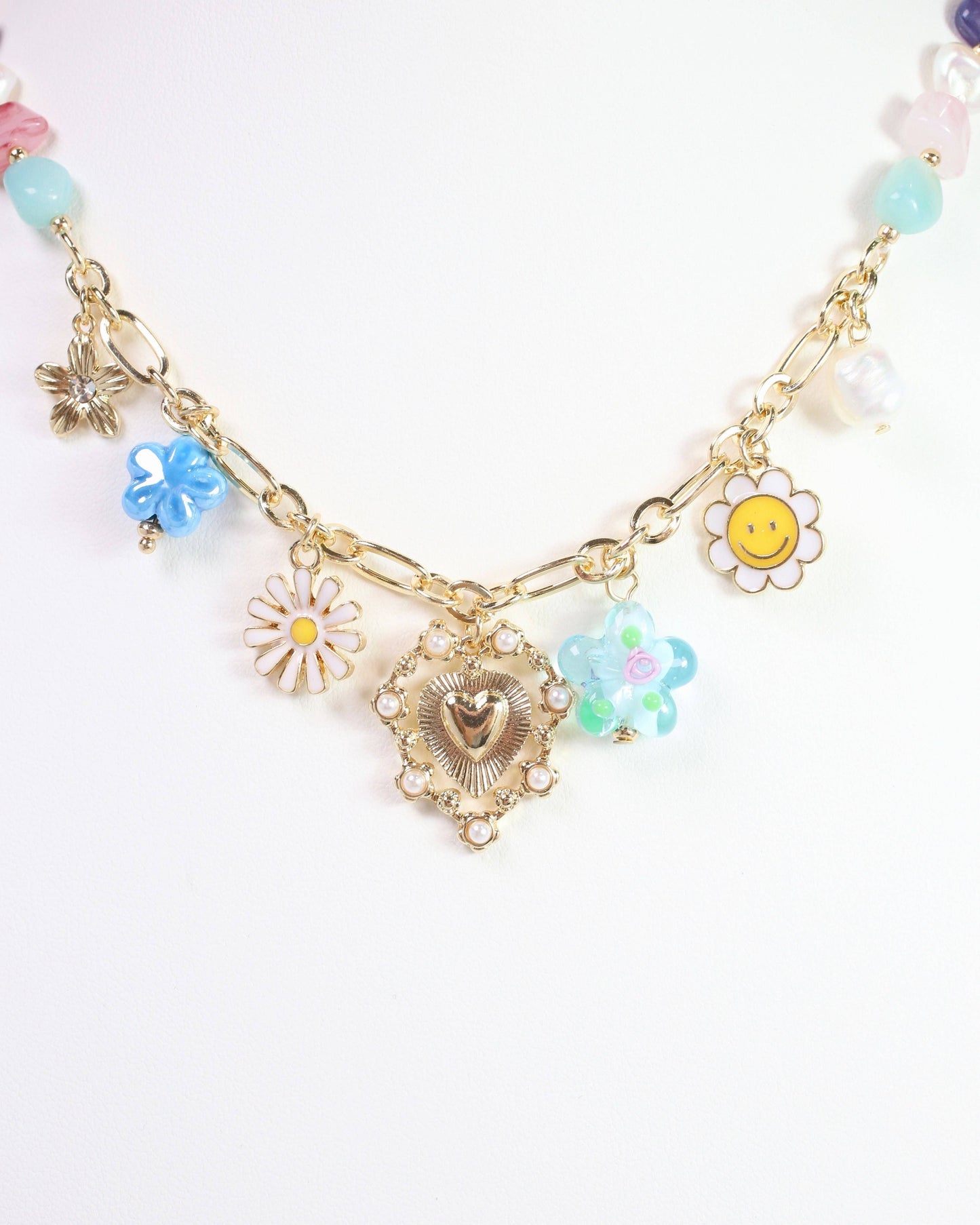 Flower Power Charm Necklace Gold