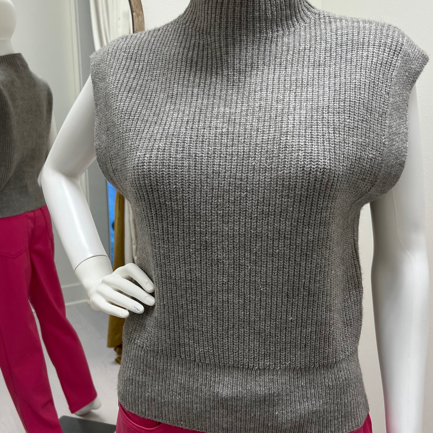 Mimosa Daphne sweater vest grey