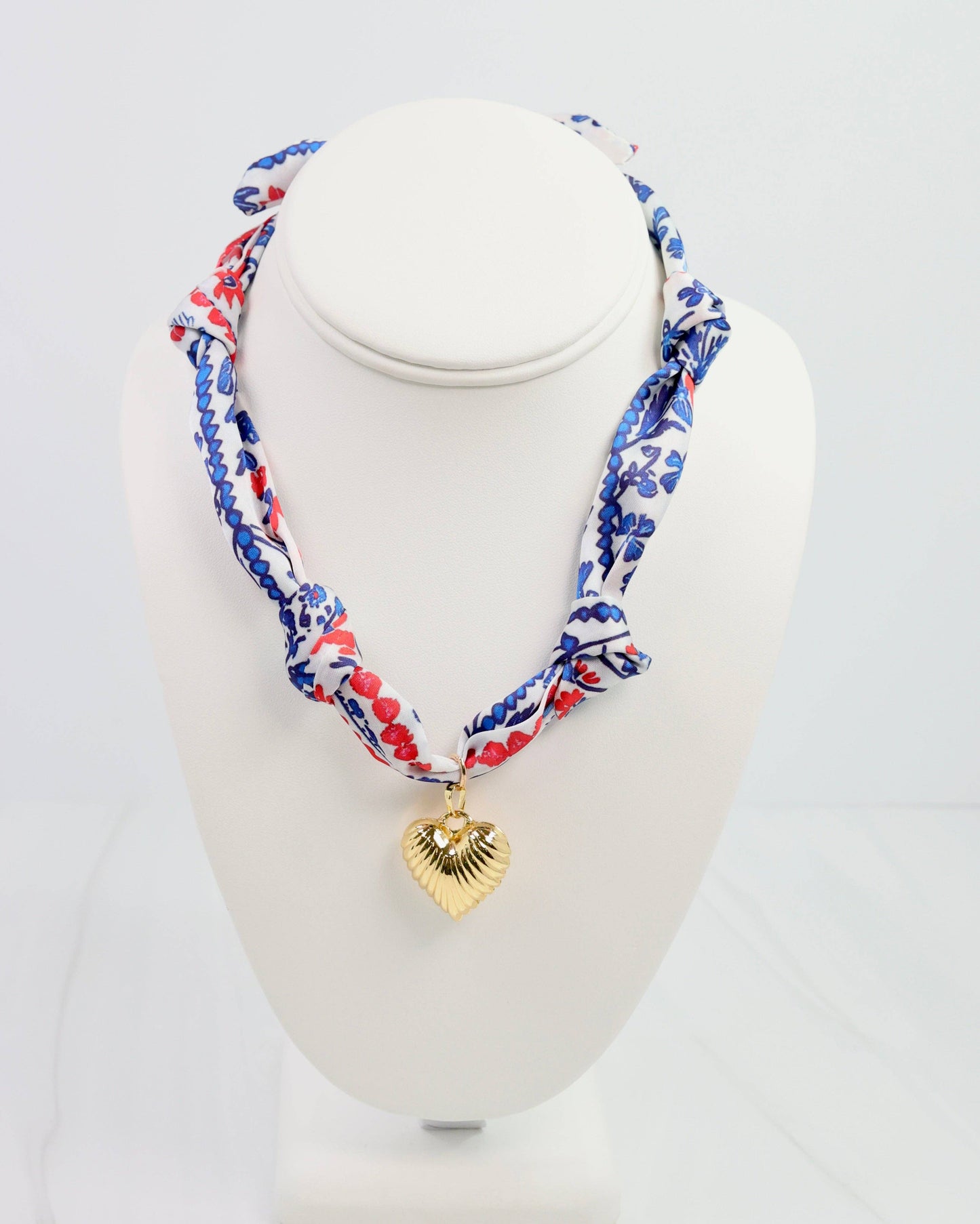 Serafina Scarf Charm Necklace Nvy Rd Floral