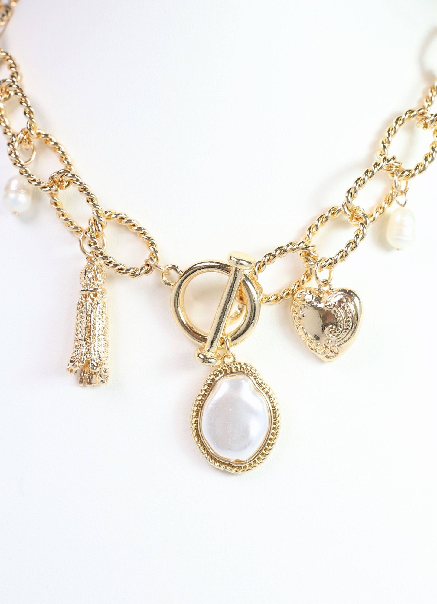 Caroline Hill Nicky Charm Necklace Gold