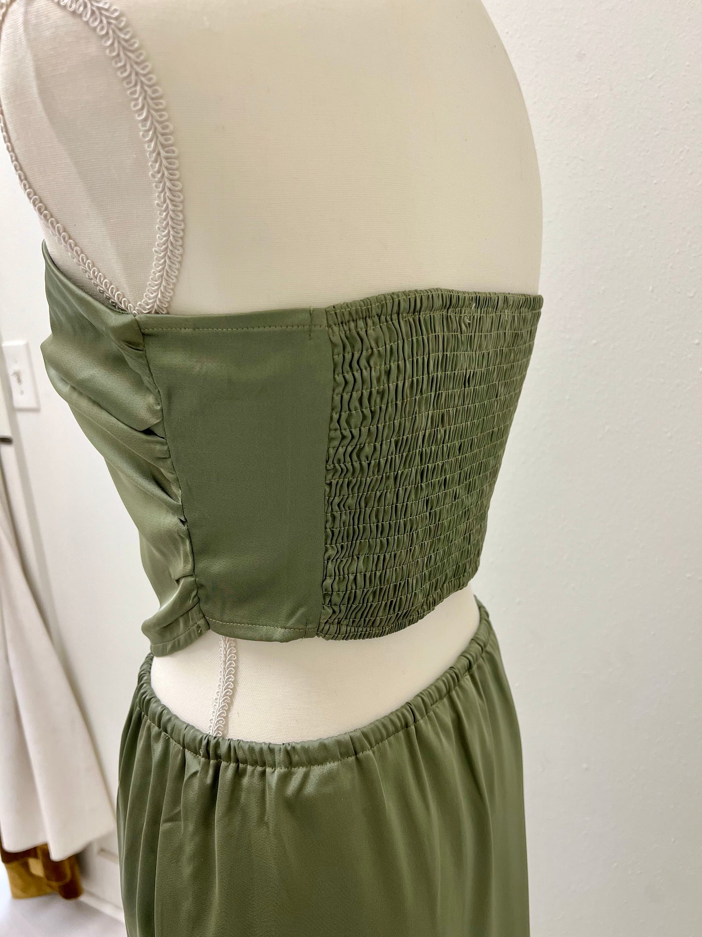 Back view of strapless top