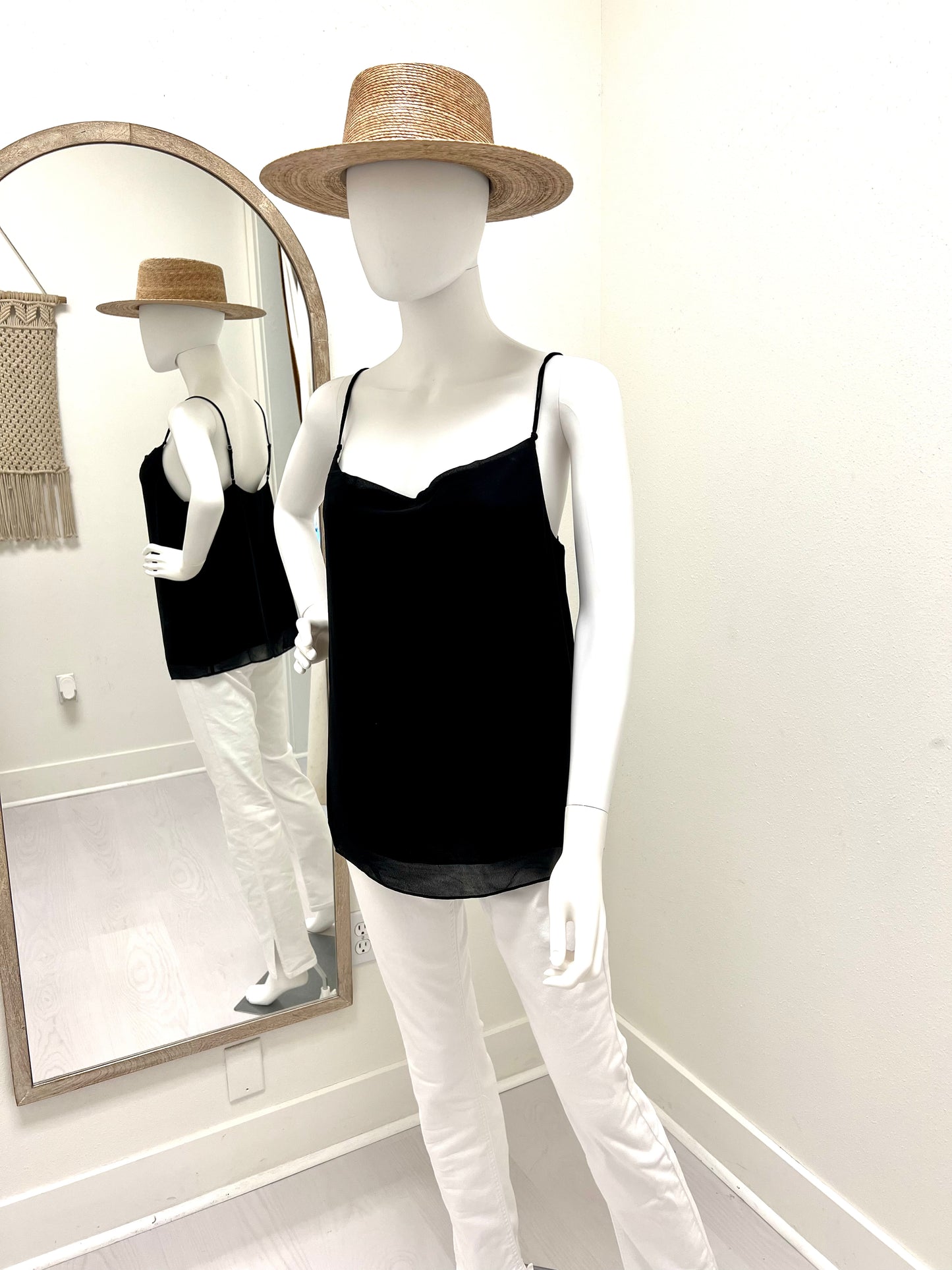 The Callie Top-black
