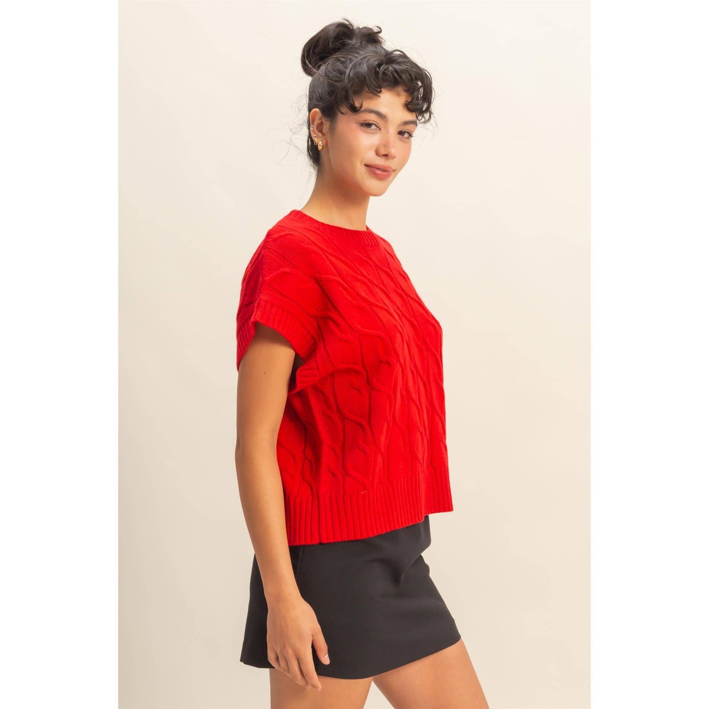 Sleeveless Oversized Cable Knit Sweater Vest