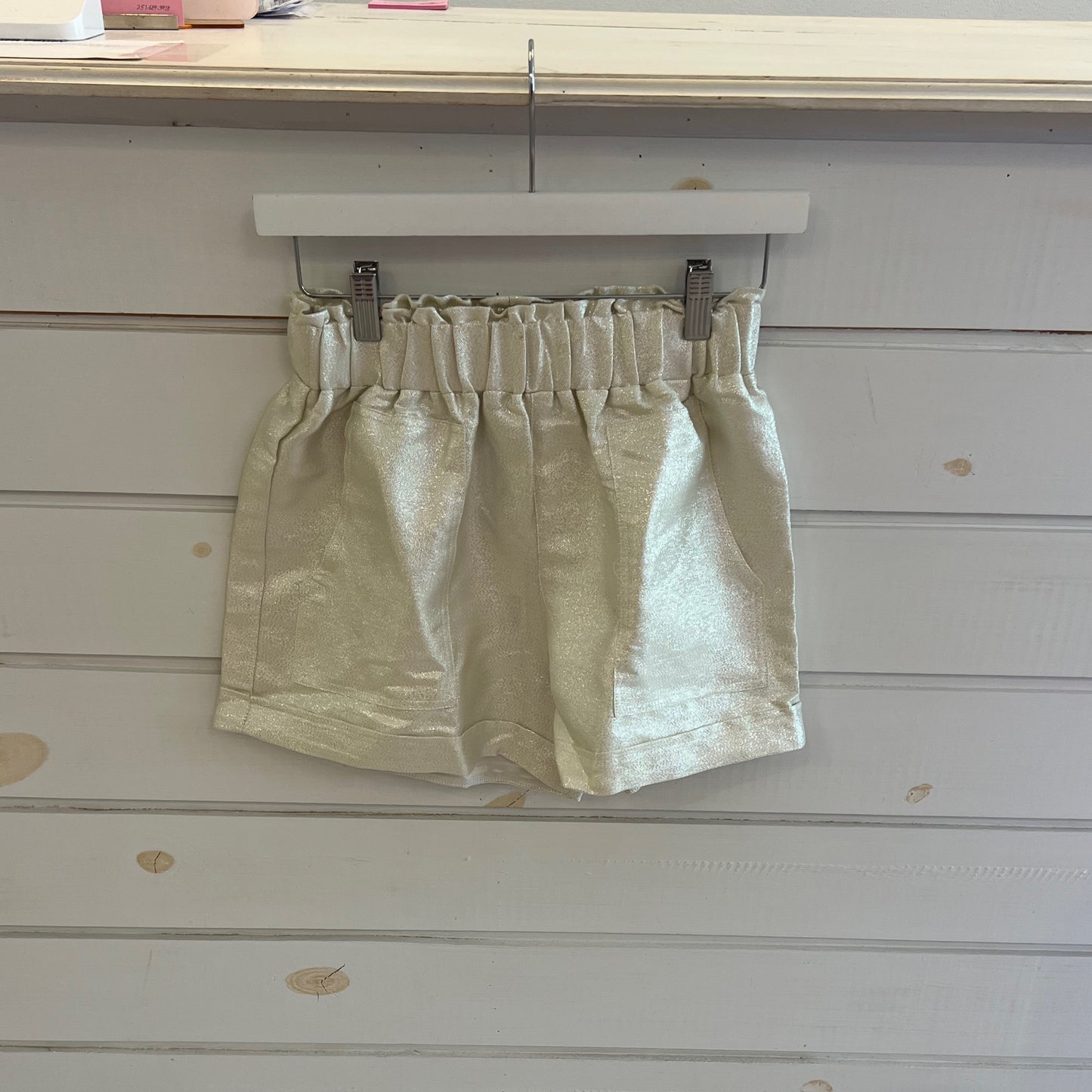 Glam madison metallic shorts white