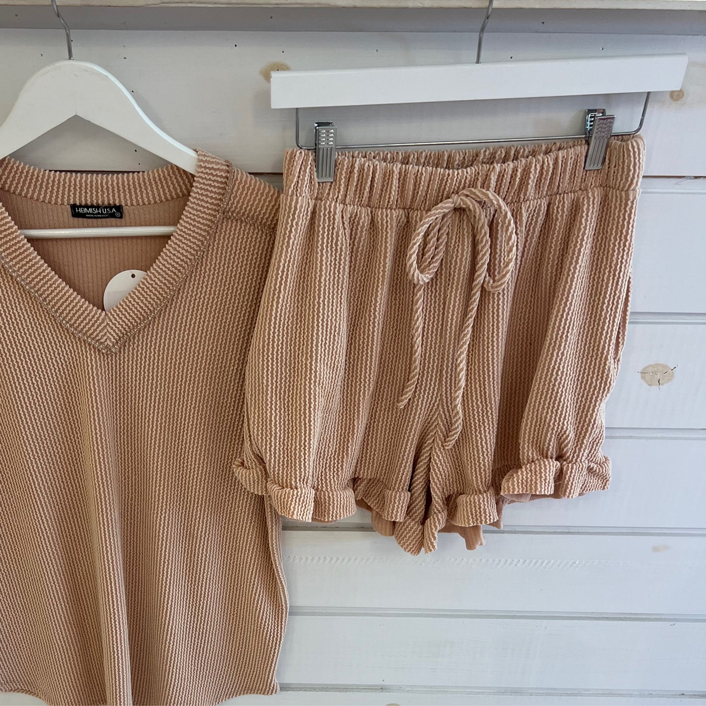 Heimish Eloise ruffle shorts taupe