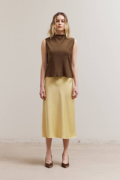 Crinkled Velvet Mock Neck Top