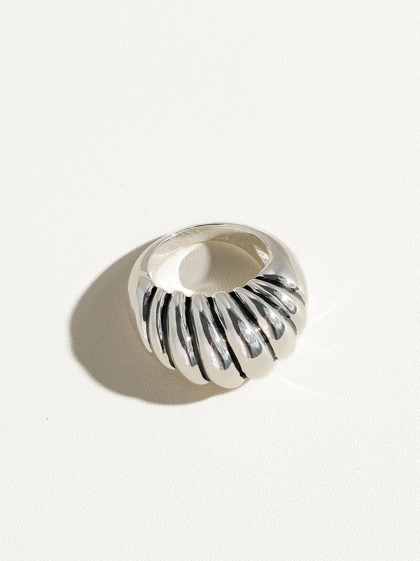 Nalani 18K Gold Contemporary Croissant Ring