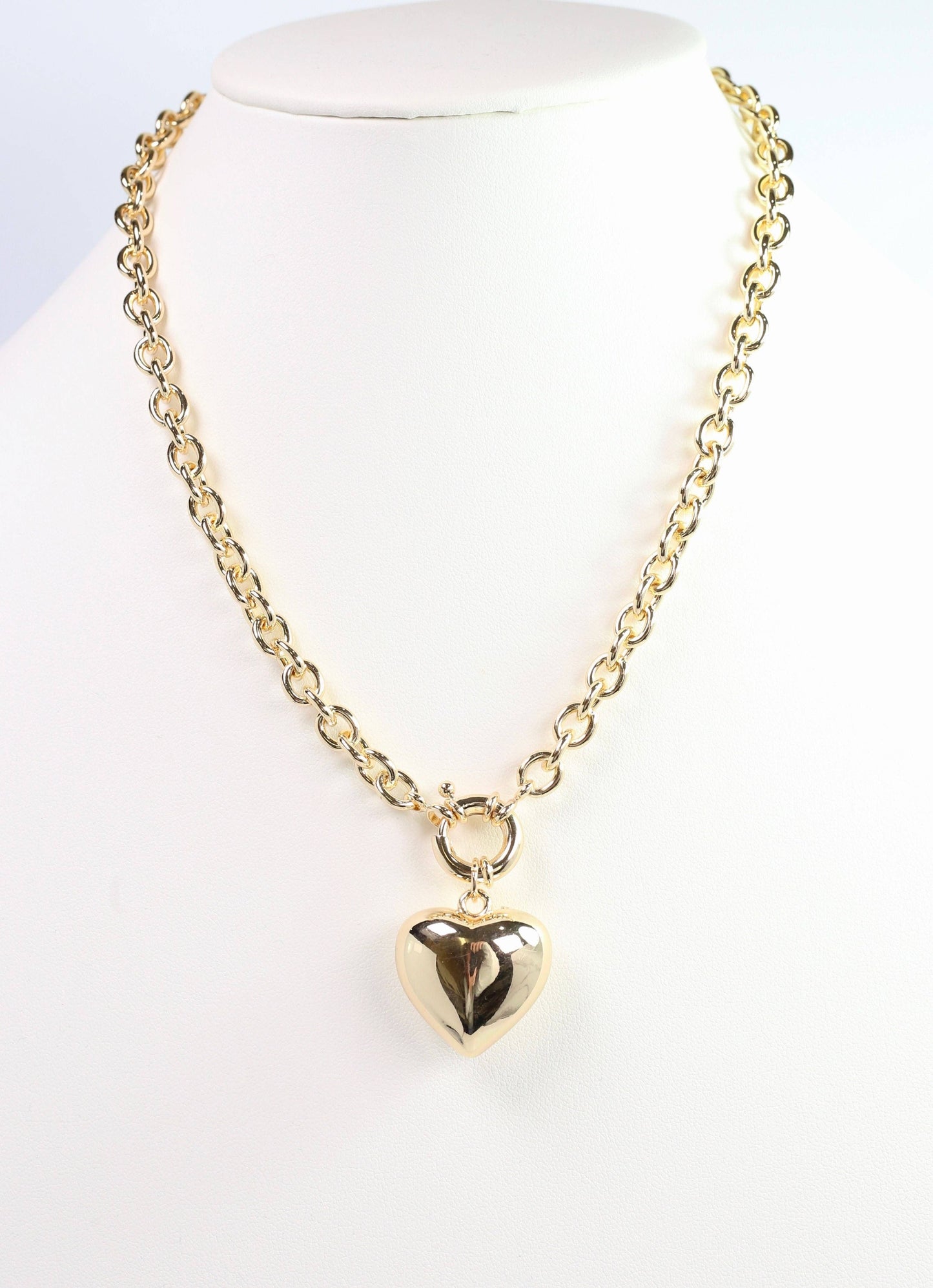 Caroline Hill Nicolas Heart Necklace Gold