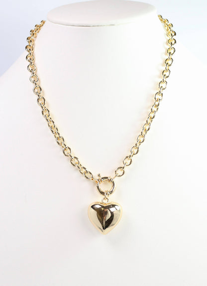 Caroline Hill Nicolas Heart Necklace Gold