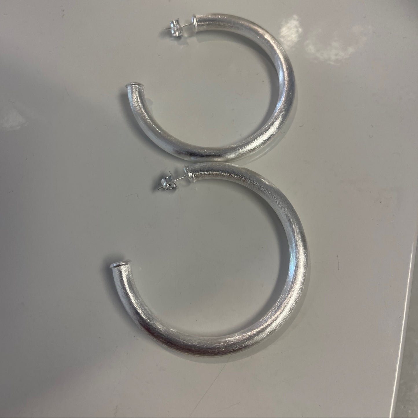 SF ARLENE HOOP EARRINGS SILVER