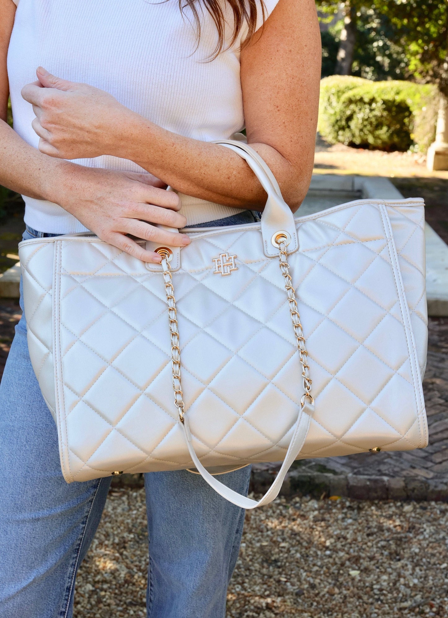 Caroline Hill Melissa Tote Bag PEARL QUILTED LD