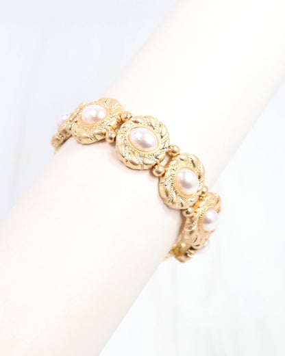 Caroline Hill Pressley Pearl Stretch Bracelet Worn Gold