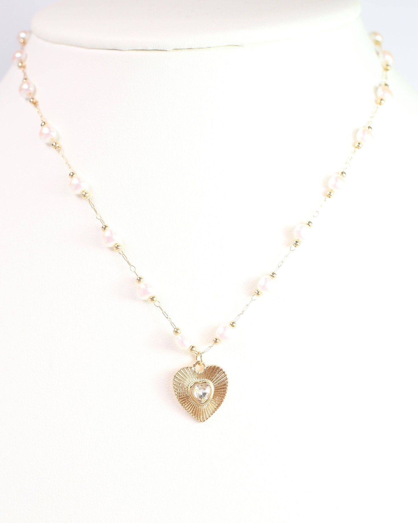 Judith Necklace with Heart Pearl