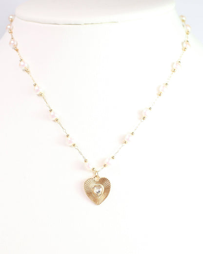 Judith Necklace with Heart Pearl
