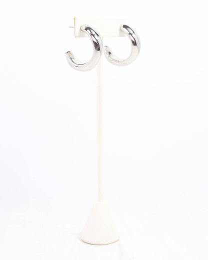 Callen Wavy Hoop Earring Silver