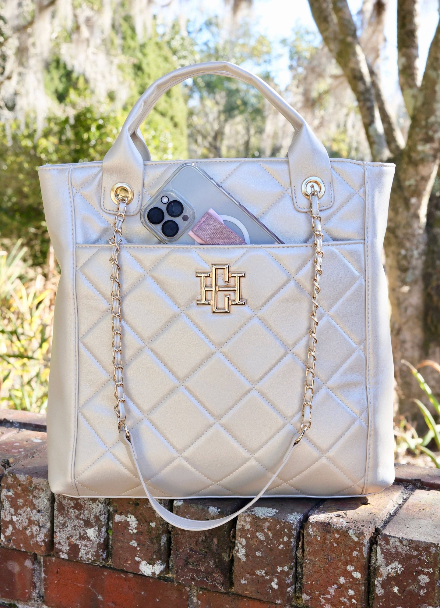 Caroline Hill Kinzley Tote PEARL QUILTED LD