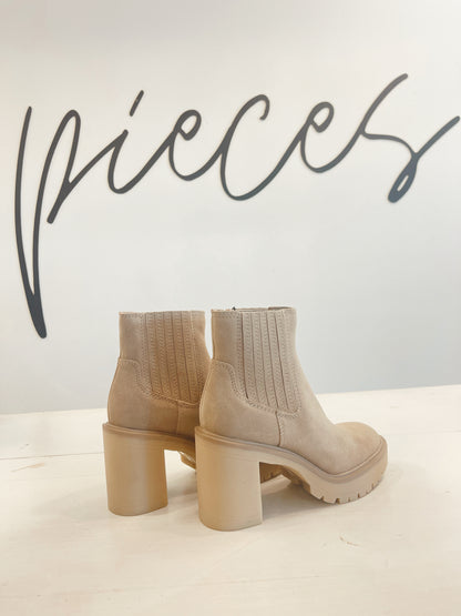 DOLCE VITA CASTER H2O DUNE SUEDE BOOTIE